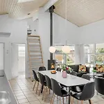Stunning In Vaeggerlose With Wifi * Bøtø By