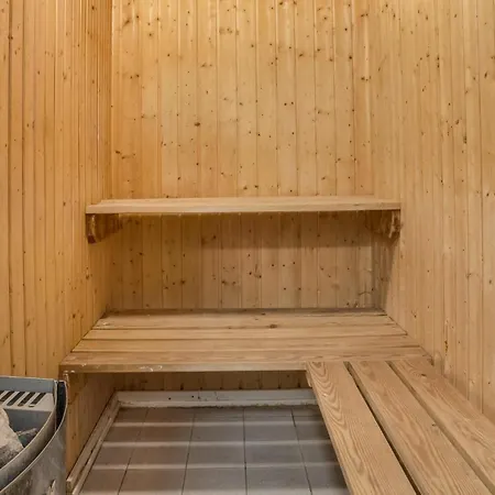 Prázdninový dům Front In Vaeggerlose With Sauna Bøtø By