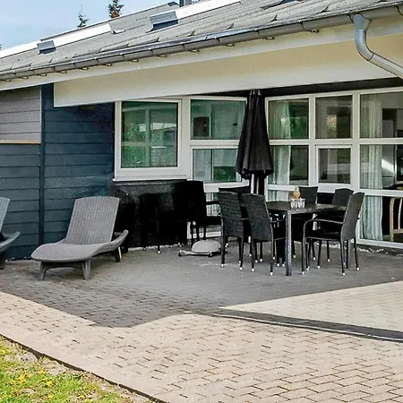 Stunning In Vaeggerlose With Wifi Bøtø By
